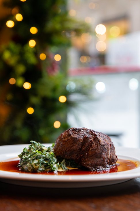 #Christmas is coming up, book your spot now! 🎄patinagroup.com/rock-center-ca…