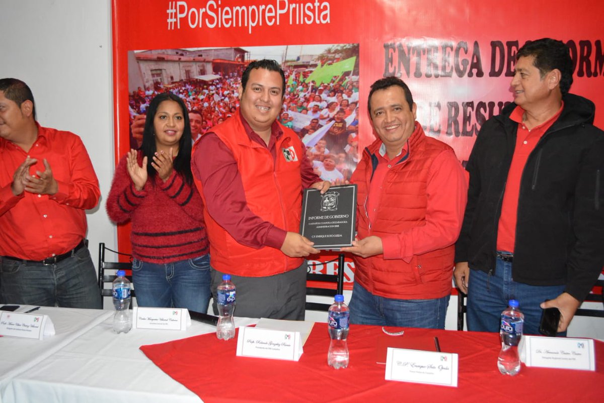 rigofuentes's tweet photo. Felicito a mi compañero y amigo, @soto_kike, #PrimerPriista #Castaños #Coahuila, quien ayer por la tarde cumplió el deber de informar a la militancia los resultados de su trabajo como Servidor Público.

A paso firme con gobiernos cercanos a nuestra gente, honestos y transparentes https://t.co/rsX3I3QNnE
