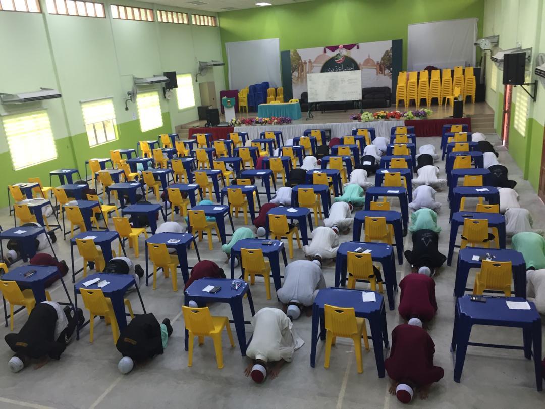 haneerubyjane's tweet photo. done SPM 🎉 https://t.co/rz1DVbtvkE