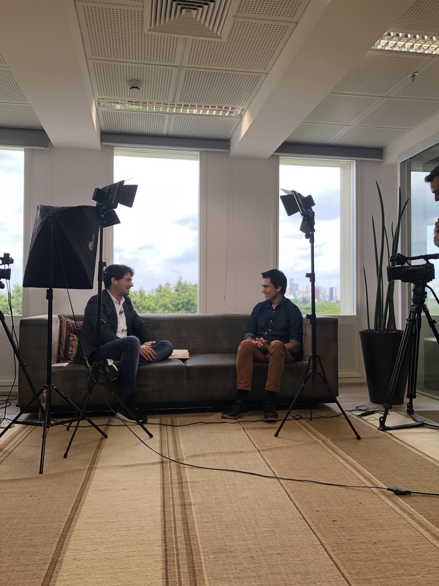 edulhotellier's tweet photo. #tbt de ontem na entrevista com o @gustavobrigatto para o @valoreconomico. https://t.co/0BxHpmzQBh