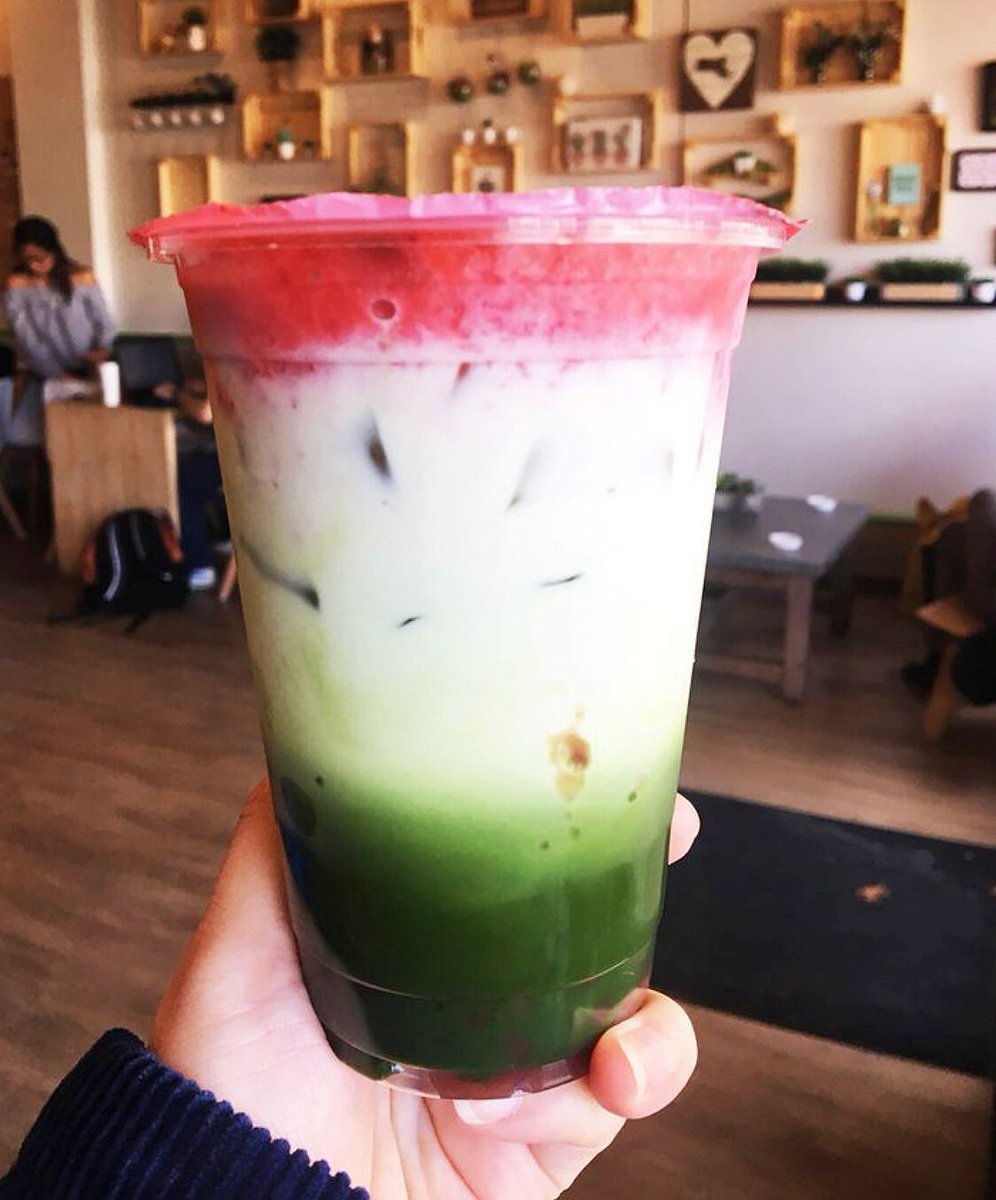 Matcha mixed with our 100% strawberry purée and fresh farmed milk is a Matcha Made in heaven! Also available is our oat milk for those who cannot have dairy.