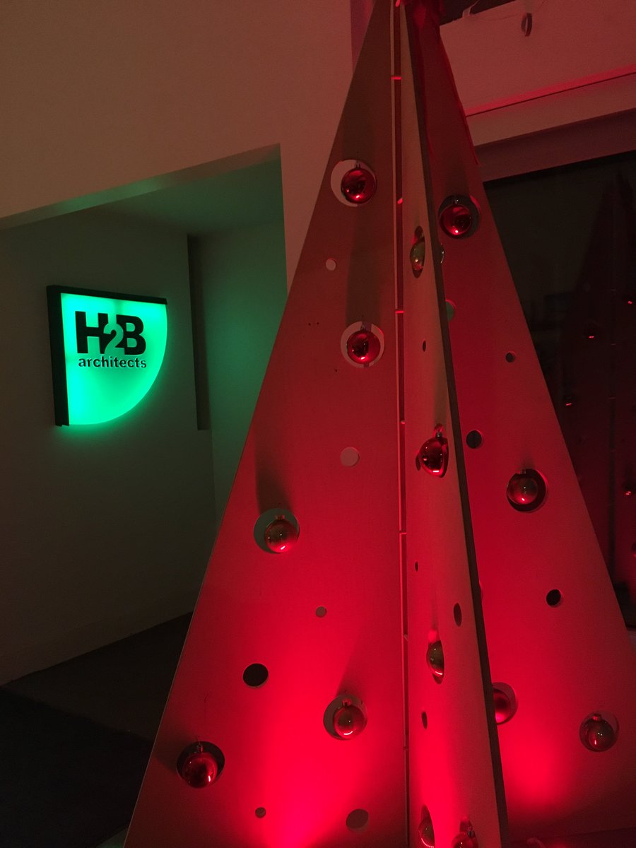 H2Barch's tweet photo. Wishing you a Happy Holiday from the Crossroads!
@KCCrossroads @H2Barch @HuntMidwest @kcchamber @kcstreetcar https://t.co/TzLV3BP0qW