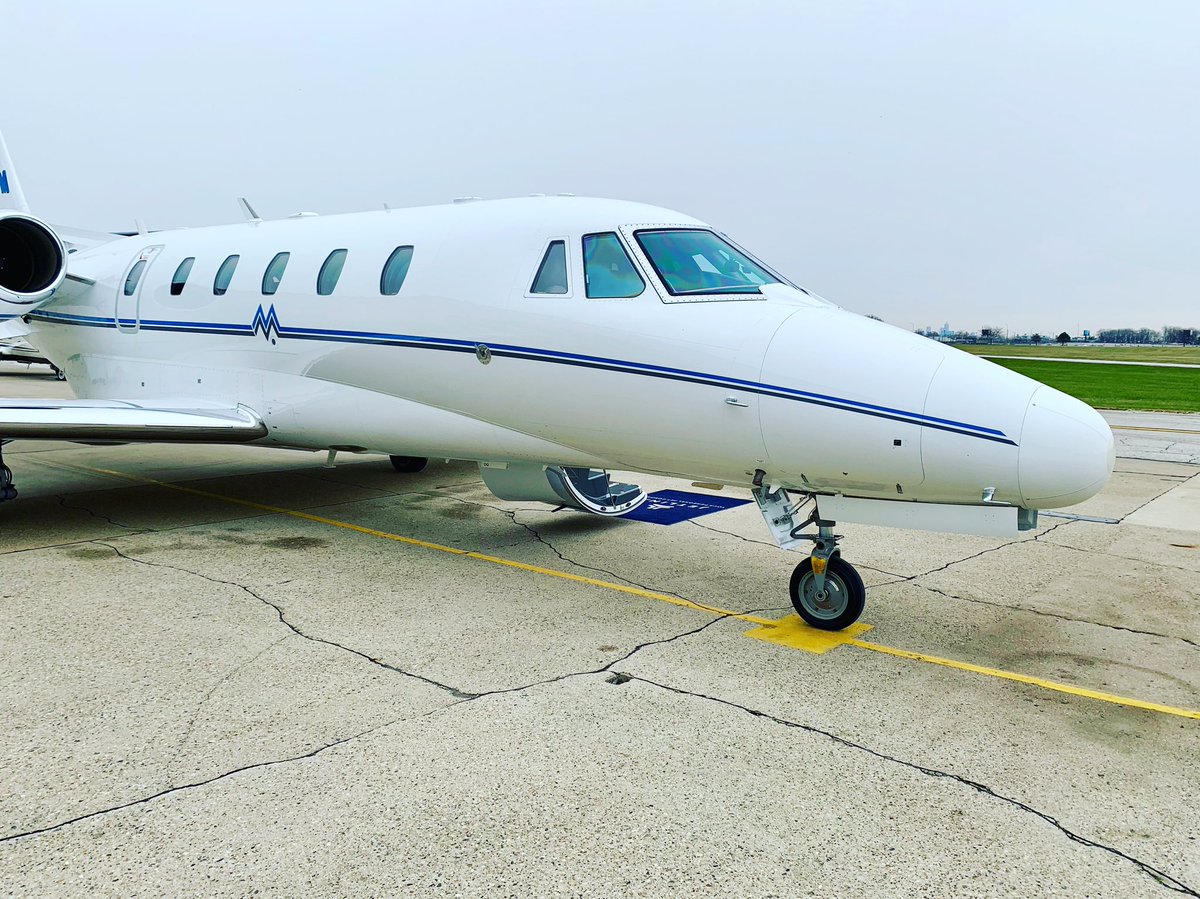 ACwishtv's tweet photo. Auction winners from my charity golf outing and me on our way to Atlanta to have lunch with @TurnerSportsEJ. Then tonight we hang in @NBAonTNT studio with EJ, Shaq, Charles, Kenny! #ACGolf18 @TTindy 🙌🏾🙌🏾🙌🏾 https://t.co/dRf9SlVt8a
