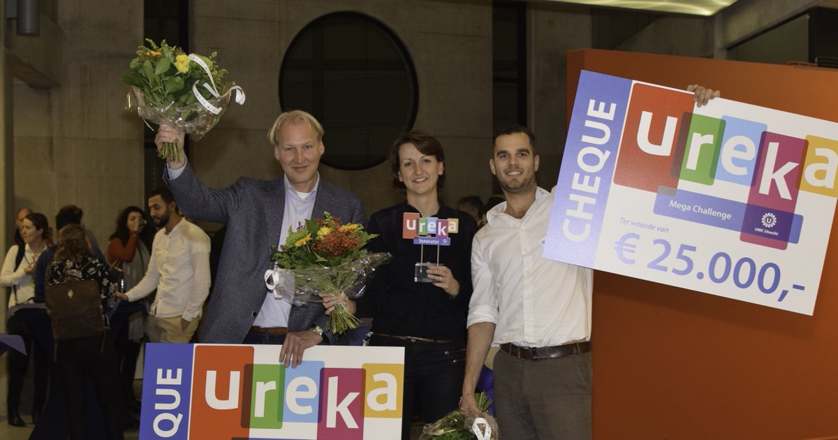 Ureka Mega Challenge vernieuwt de zorg. Holo Moves, een bril die ziekenhuispatiënten met augmented reality stimuleert om te bewegen wint de finale 2018 bit.ly/2QeBdeL