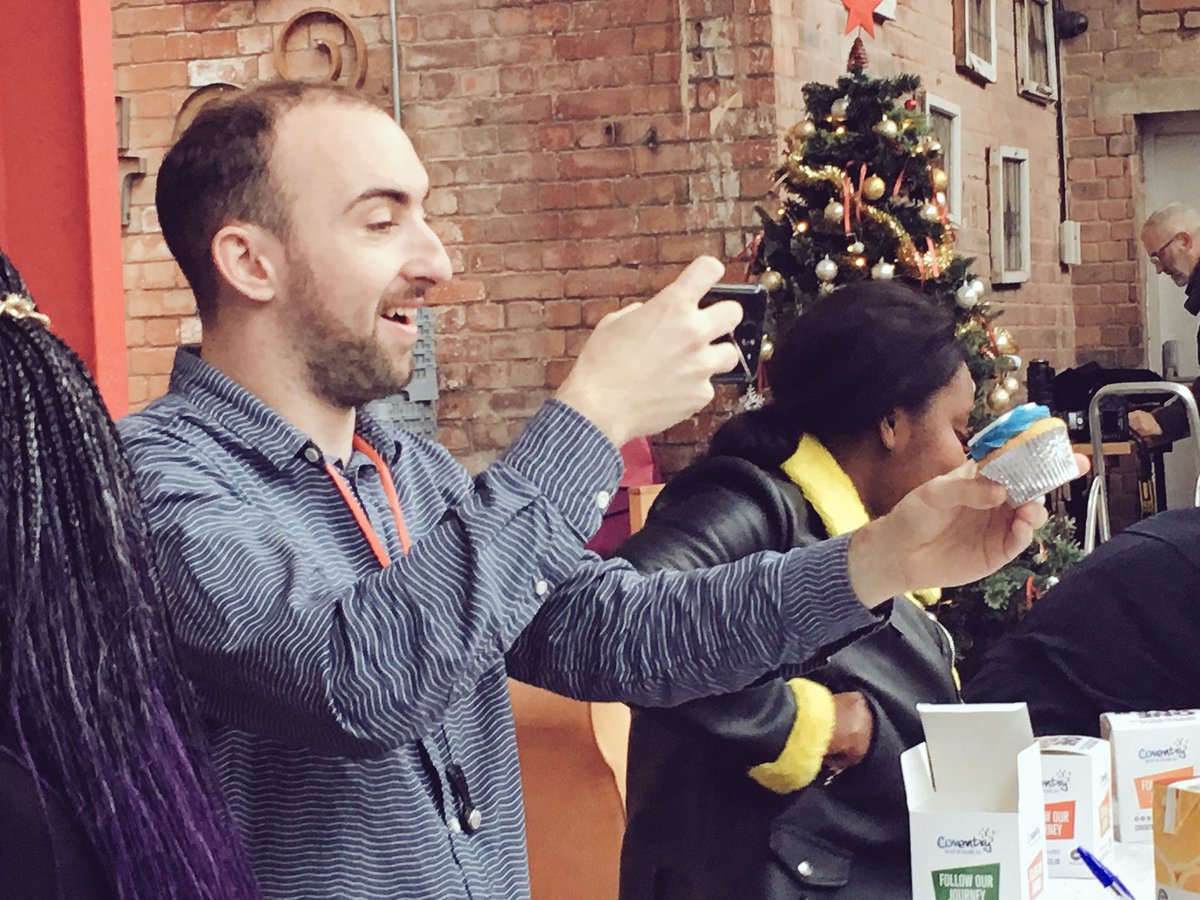 birdmail's tweet photo. Thanks @Coventry2021 &amp; all the fantastic artists who performed today plus @Leaveittoesmie for a delicious plate of food at the #UKCityOfCulture2021 #OneYearOn event @FargoVillage today. Lovely to see so many friends, to get a shout out from @maokwo &amp; see a #Quelfie on a banner 🤗 https://t.co/Nl3neWRN76
