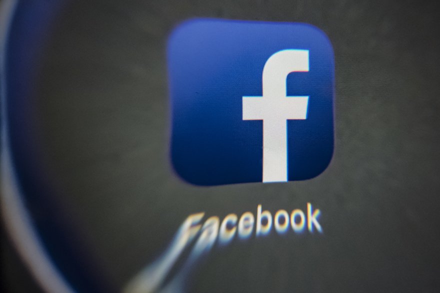 Facebook : des milliers d'utilisateurs déconnectés à cause d'un problème technique
rtl.fr/actu/futur/fac…