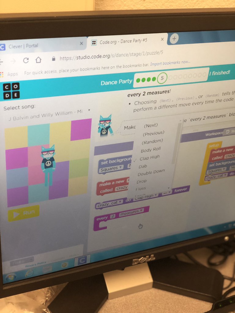 Escontrias_SA's tweet photo. Our #EaglesCode with Dance Party 6! Love how relatable and fun coding can be! @KTorres_VDSES tries out the dances the students are coding! (So do I π)πΊπ»π»ππ¦
π#HourofCode2018 https://t.co/FnnKerU1HX