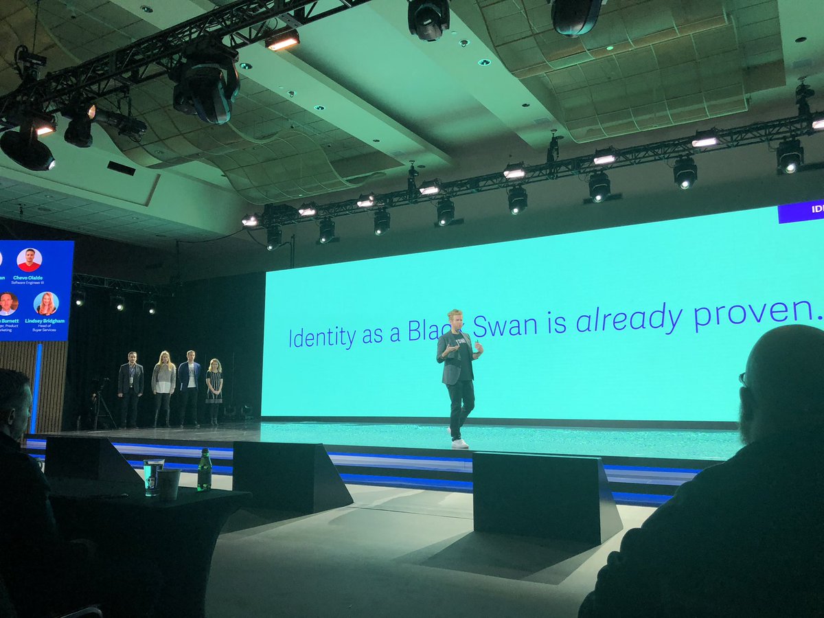IndexExchange's tweet photo. “Identity is transformative from a marketing and monetization perspective.” - Our VP of Product Management, @mikeosullivan, kicks us off for a conversation on identity. #IXAllHands https://t.co/YkKjpz5qRb