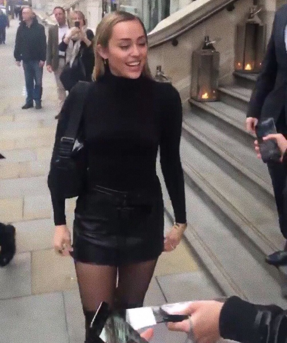 Miley Cyrus Is Just Bein' Miley With Her Chanel Backpack - PurseBlog