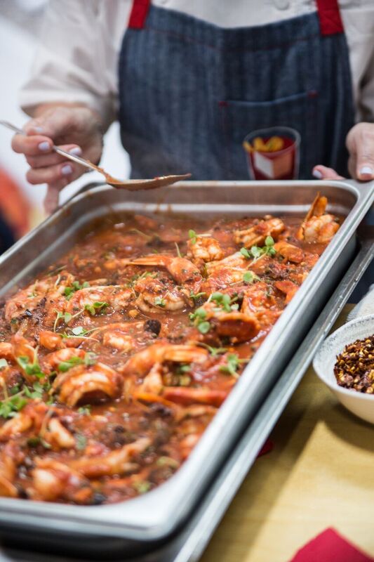 Throwback to chef Jennifer Cox cooking up spicy shrimp puttanesca with our Chopped Tomatoes at <a href="/Star_Chefs/">StarChefs</a>. Who's hungry right now? We have the perfect shrimp #recipe that you'll make again and again 🍤🍅👉 bit.ly/2E1HByB