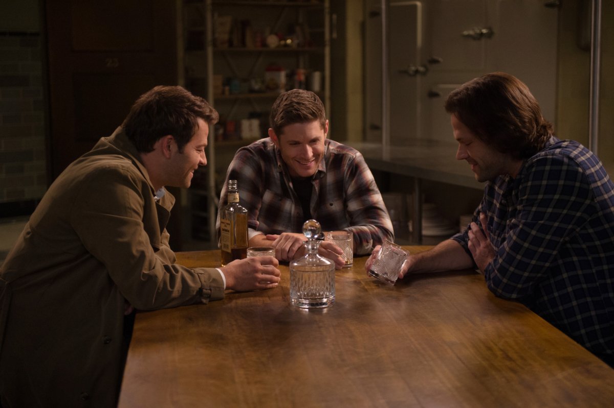 Sam and Dean join forces with an unexpected ally on #Supernatural TONIGHT at 8/7c on The CW! cwtv.com/shows/supernat…