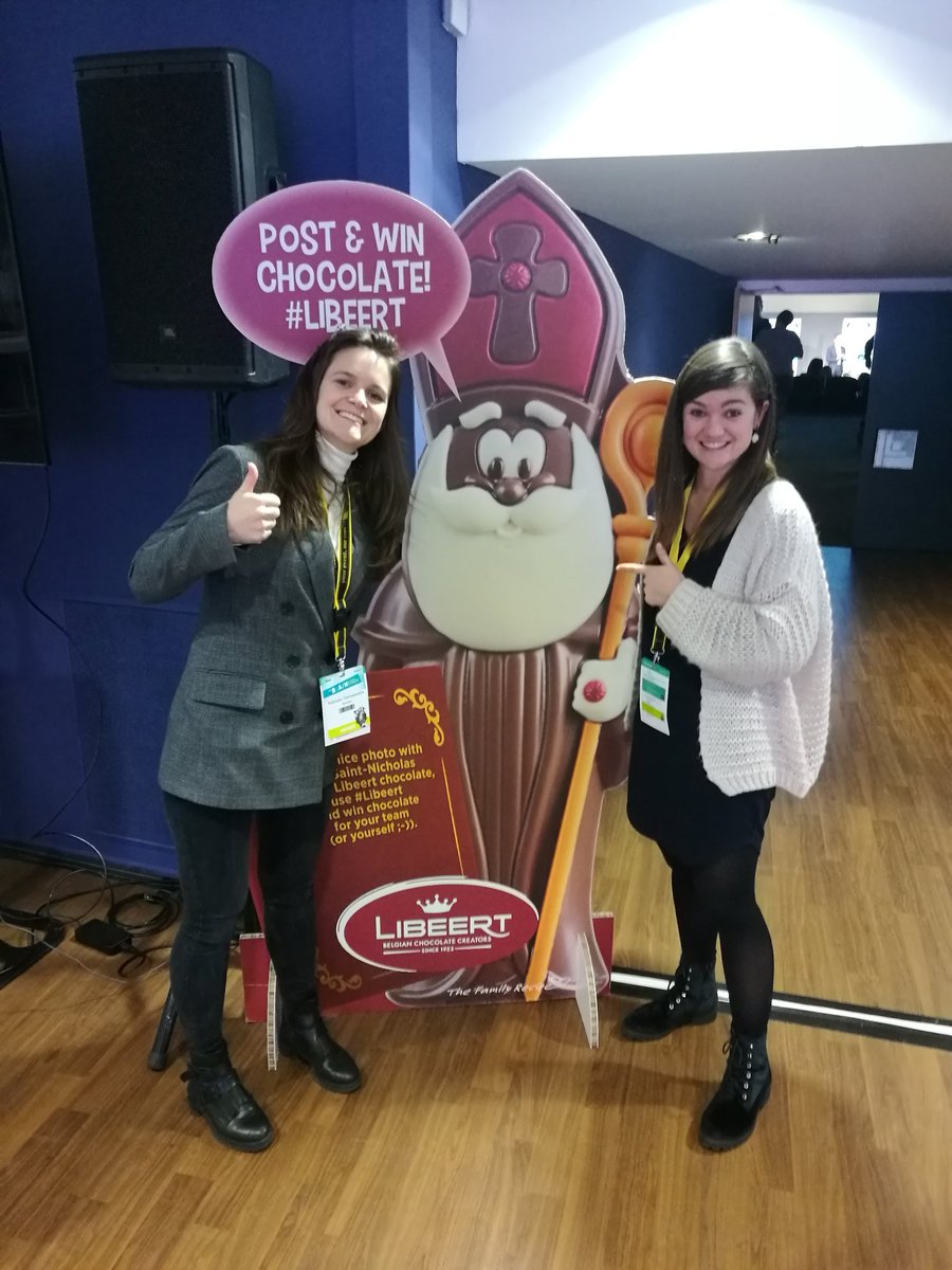 StampixBusiness's tweet photo. Stampix team is in to win a lot of chocolate 😱😬 #libeert @we_are_BAM #marketingcongress https://t.co/whncGjjlQ0