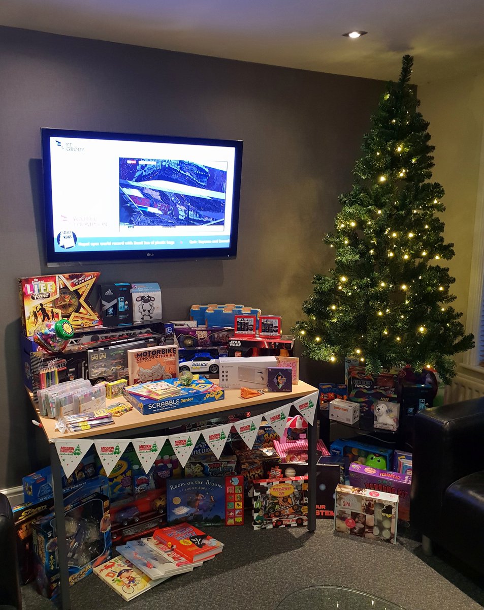 WalterThompsonL's tweet image. ** DEADLINE 17th December 5pm ** Help us to help @CashforkidsTFM ~ Mission Christmas. Please when you are shopping buy one extra gift and drop it off at Construction House, DL7 8ED 
 #MissionChristmas #DropOffPoint #makingchildrensmile #Northallerton