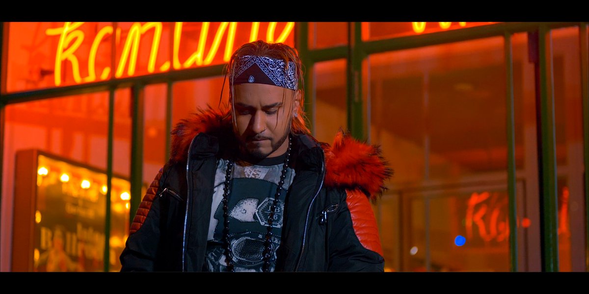 SunnyROfficial's tweet photo. A SCREEN OF MY NEXT SONG FT. 🔥..

GET READY!!

STAY TUNED!!

#newsong #newtrack #newproject #music #song #desi #asian #netherlands #surinamese #suriname #india #pakistan #singer #uk #worldwide #producer #europe #rotterdam #city #SunnyR https://t.co/SfOP1d0JpH