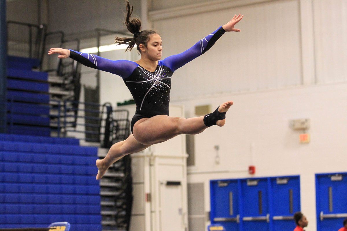 charlesbeardph1's tweet photo. First time shooting gymnastics in a long time for @SandburgHS and the  @CSGymnastics team. Still getting used to the sport though. Quite a fun  experience! On assignment for @victoryviews. @EaglesAthletics @mvopsal https://t.co/gGKBt9GYvh