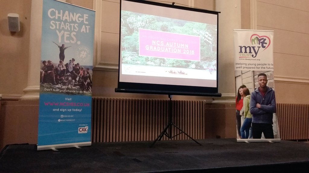 TheOrangeFamily's tweet photo. #NCS #Autumngraduation 2018. @ the #CornExchange #Rochester #Medway #Kent #OakleysOutings @youngOakley13
So #proud of all the #Teams #raisingfunds for amazing causes. https://t.co/BNBTXeJ39Z