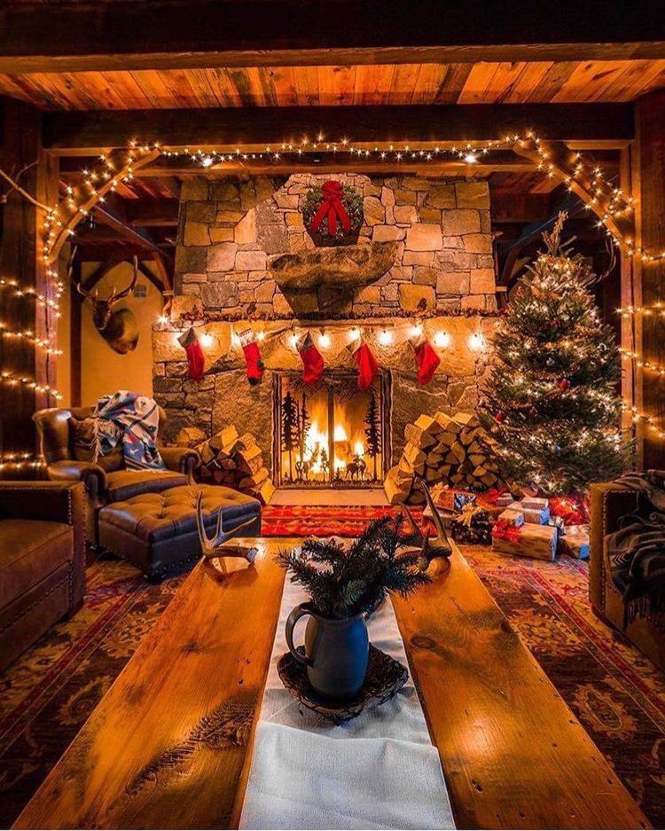 *smiling as I put up the finishing touches on the Christmas tree I take a look around my house seeing just why Christmas is my favorite holiday*
