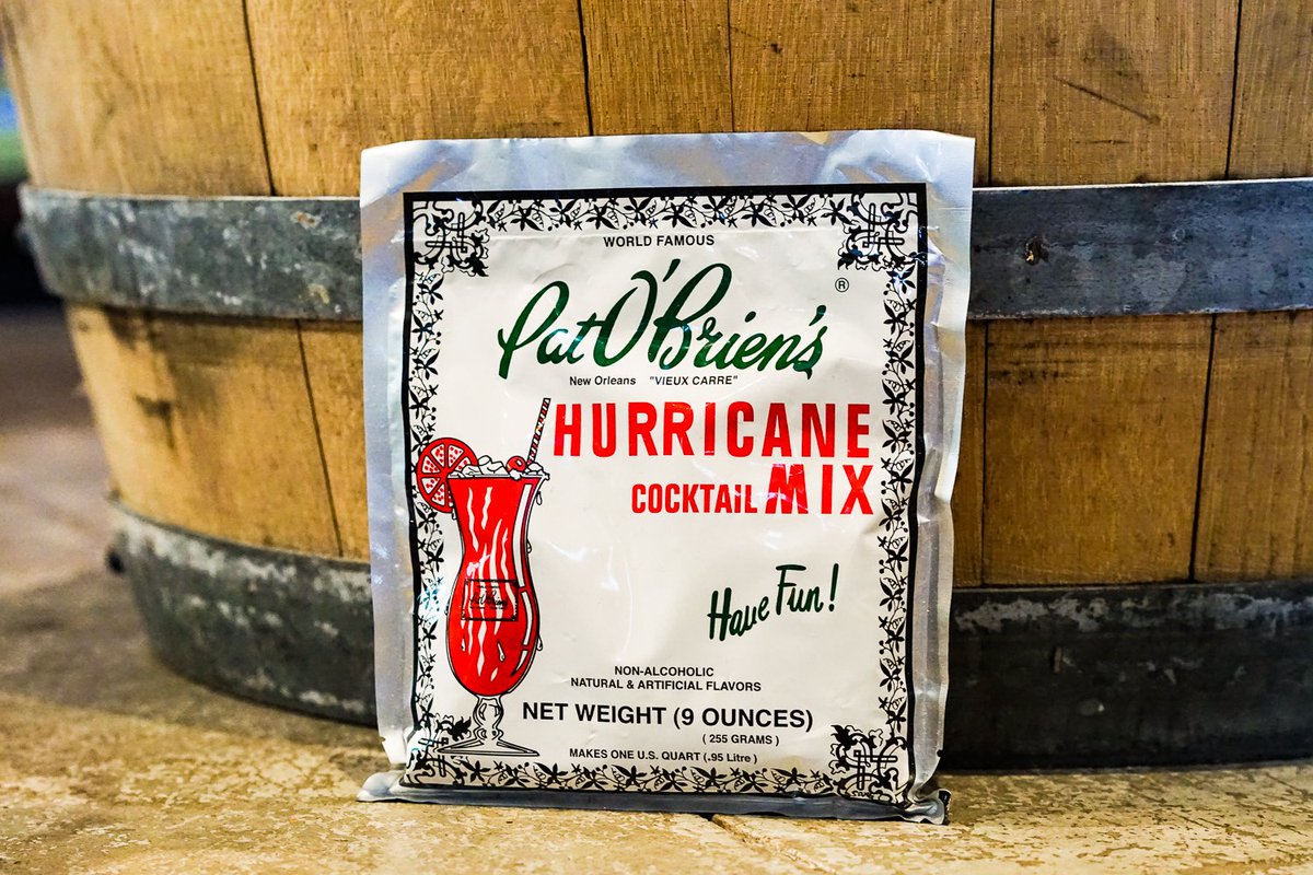 Anyone looking for some excellent holiday cocktail mix? 'Tis the season. 🎄🍸