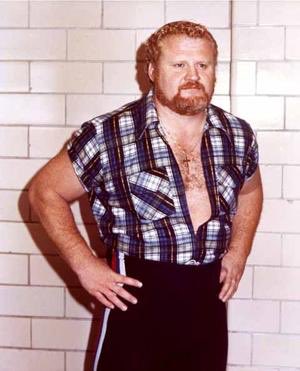 ThatKJGuy's tweet photo. Another sad piece of news, Larry โThe Axeโ Hennig has passed away. For those who donโt know, he was the father of Mr. Perfect, and grandfather of @RealCurtisAxel. Sorry for your loss Curtis, may he rest in peace. #RIPAxe https://t.co/IUQqQhPW0H