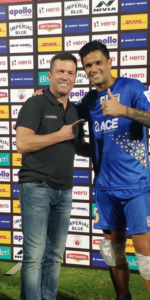 rafaelbastos_16's tweet photo. Rapaziada.. Quem queria esse Icon no time.. #Legend #Mathaus 👍🏾💪🏾✌🏾 https://t.co/CxHTSRa3KL