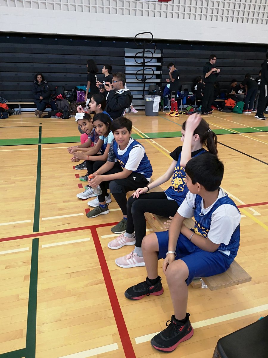 MsJHammond's tweet photo. Quarter final action! @LarkspurPhysed @LarkspurPS https://t.co/OtreZ7N4Nl