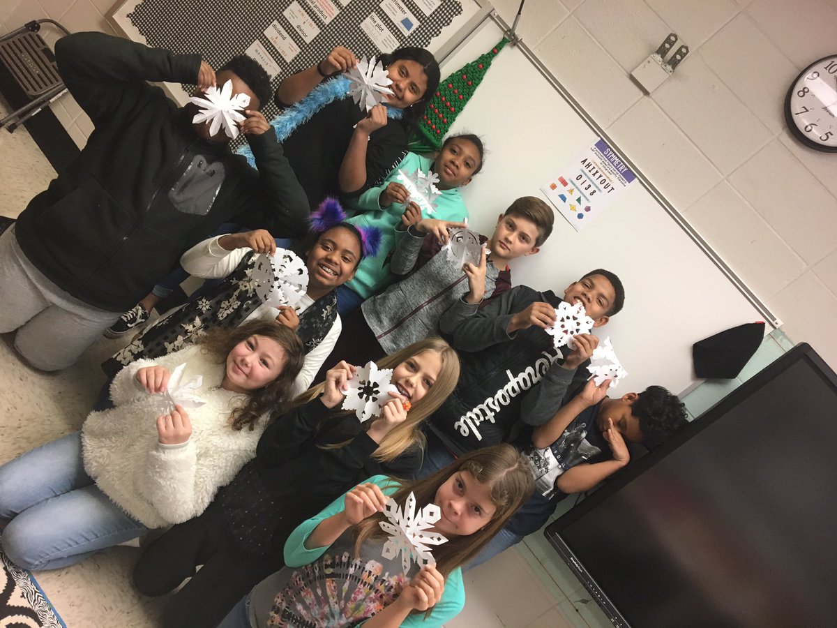 When your school calendar says “You’re SNOW Sweet” and it is math vocabulary review day, what else could we do? Symmetrical Snowflakes! #bsiholiday18 #bsieaglepride