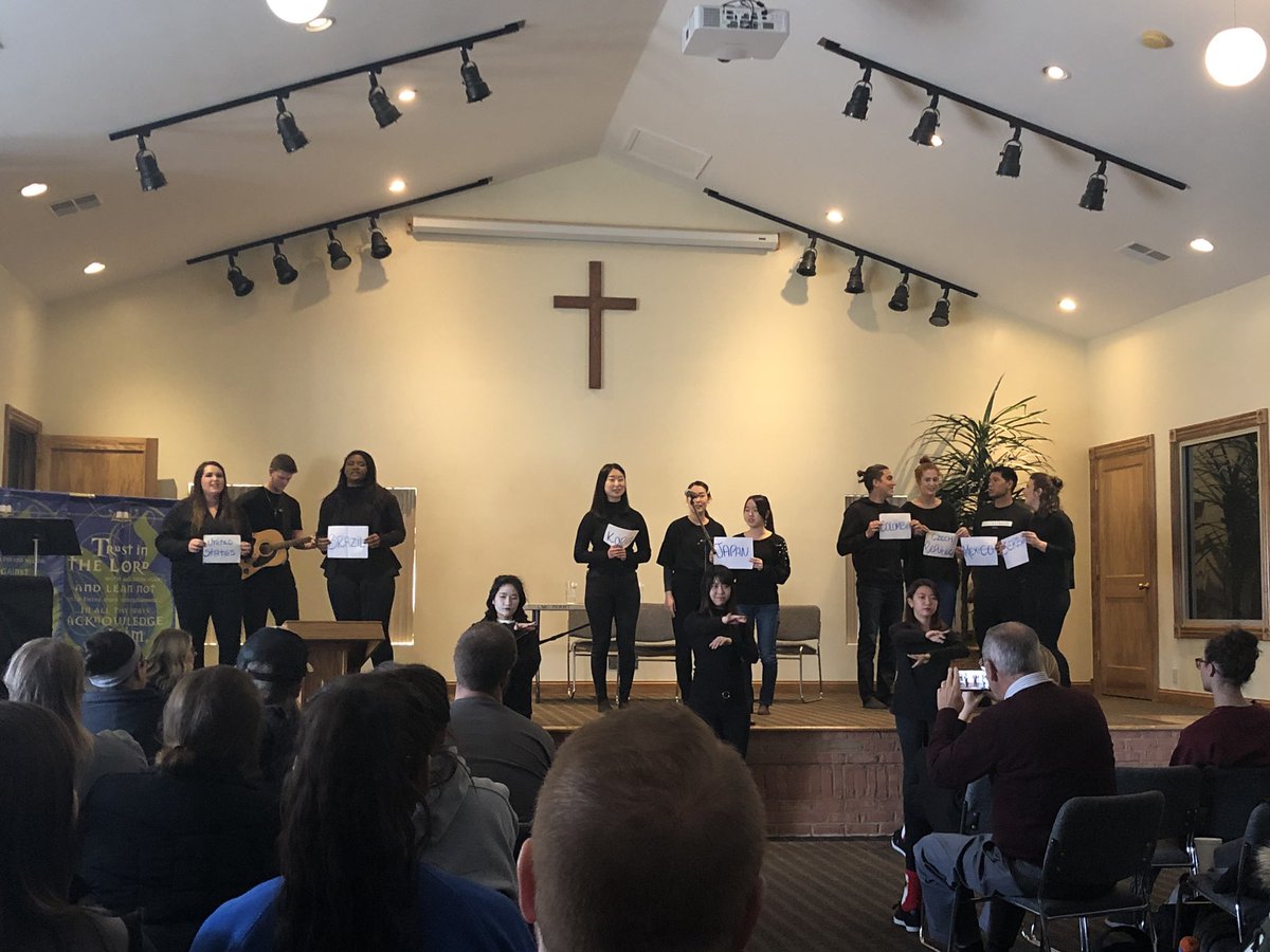 BigSchmidtDog's tweet photo. Students in Creative Communication class w/ @SusanSaysComm @LindseyWilson. So impressive with their performances.  #LiveLearnLead https://t.co/XNAygsvDrw
