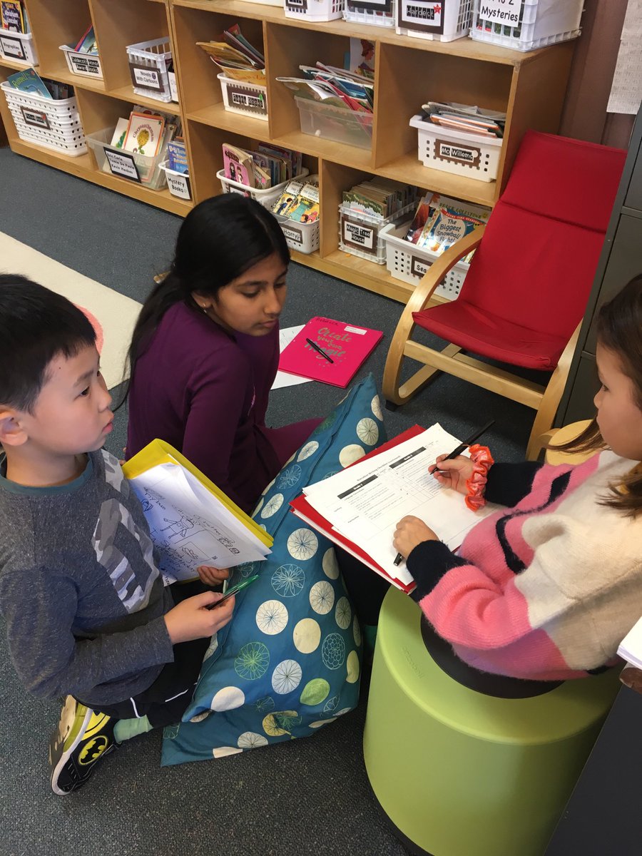 wb2ndgrade's tweet photo. Peer editing! Preparing to publish our writing! #wbpandas #wb2ndgrade https://t.co/SPR993fsgm