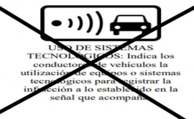 qbro76's tweet photo. Hoy que eliminan los cobros por #fotomultas. Respetemos los límites de velocidad y los señalamientos de transito!
Fuera del negocio que representó para el gobierno. Con fotomultas en vigor, hubo una reducción 36% muertes y 15% lesiones provocadas accidentes de tránsito.
 @GobCDMX https://t.co/ki37dJykLX