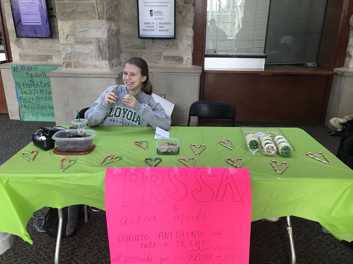 LUMD_PRSSA's tweet photo. Bake sale right now outside boulder!! Donate what you want 🍪 https://t.co/ewW5vzjuyg