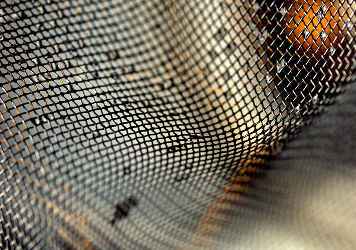 ASTMIntl's tweet photo. Committee on particle and spray characterization is working on a new standard that aims to reduce uncertainty from an existing test method (bubble point test) for woven #wire #FilterCloth aka #DutchWeave, used for general industrial #filtration. https://t.co/O6GpbgWwbN https://t.co/AKIMJ1xXOS