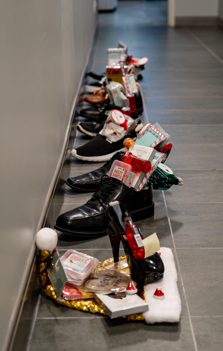St. Nick came!  Guess the Motor Werks MAC team were good little boys and girls this year!  Did you put out your shoe?
#mwholidays #motorwerks  #stnicholasday2018 #adreangotsomecoal