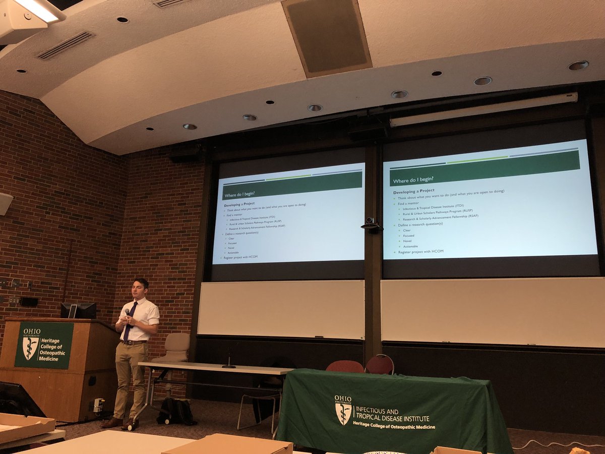 hcom_orup's tweet photo. OMS II Ryan Vagades presenting his summer research on HIV/AIDS in communities in Ecuador. #ResearchHighlight @OUHCOM @OUPrimCareRes https://t.co/wt7HiAIY6R