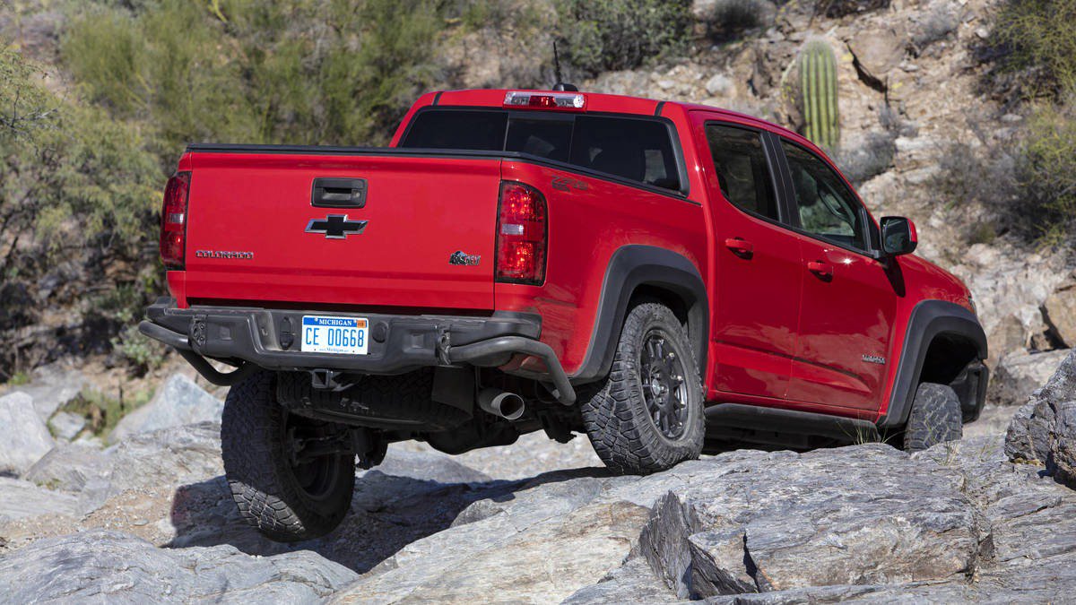 2019 Chevrolet Colorado ZR2 Bison first drive: Up-armoring Chevy’s most serious off-roader bit.ly/2EfrXR9 https://t.co/pdFcbMQxNs