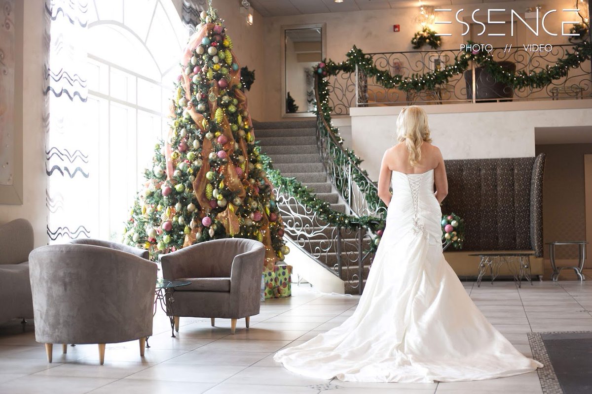 Tis the season! #chicagoweddingplanner