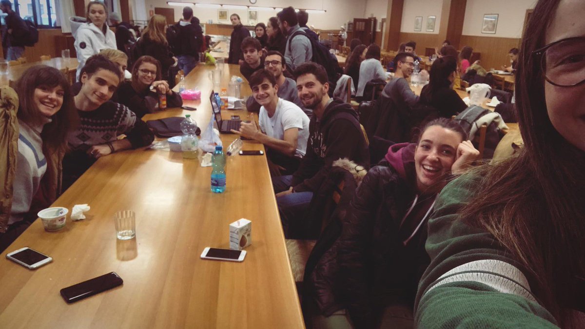 manuel_masiero's tweet photo. Noi allo @IUS_VE stiamo bene e ci divertiamo!!

E VOI?

#iusve #primoesame #benemanonbenissimo #food #foodzone

@AnnaFavaro4 @GianmarcMartini @LorenzoDelSal
@NicoleFusetti @giuliomolin @_pavanilorenzo @Marco_Bonini_99 @betta_poles @GiuliaLunardel1 https://t.co/Mgvi7CRb52