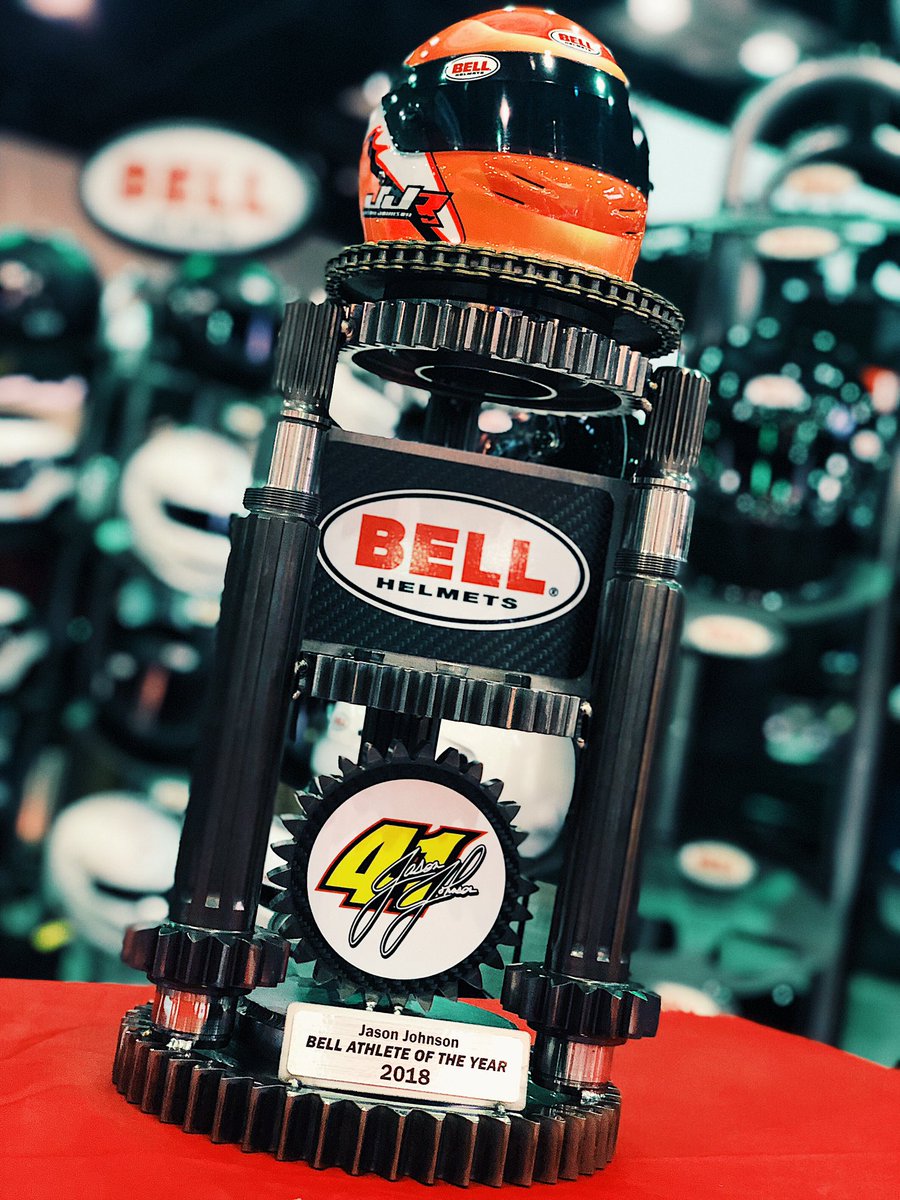 BellRacingHQ's tweet image. The hardware is here! 😍😍

Here is the trophy that Bobbi Johnson will present to the winner of the 2018 Jason Johnson #BellAthlete of the Year Award tomorrow at @PRIShow, Bell Booth (#1915)!

Voting for the finals is underway RIGHT NOW on the Bell Twitter page.