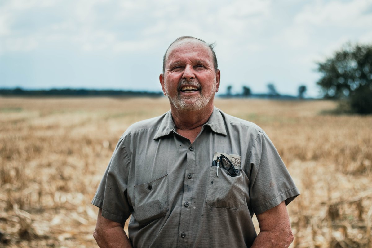 Durell Smith has been at Long Vue Farms for over 20 years, and he is the hardest working man we know! He's an expert at knowing when the conditions are perfect for planting and if the seed depth is right. Learn more about Durell's contributions here: ow.ly/c7HW30mLTF5