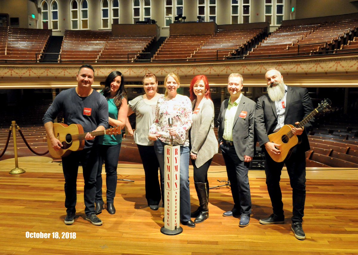 ArmourInsurance's tweet image. Some of the Armour Insurance team at the #Ryman in Nashville this October. We were down in music city learning how to serve our customers better at #AppliedNet2018!