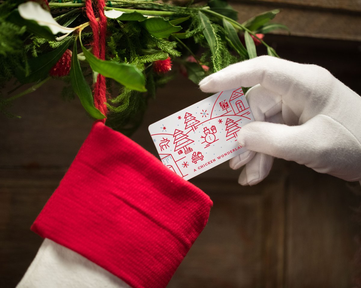 When you get a Chick-fil-A gift card...looks like someone was on the nice list.  Find us and bring out that big grin: cfarestaurant.com/highlandsranch…