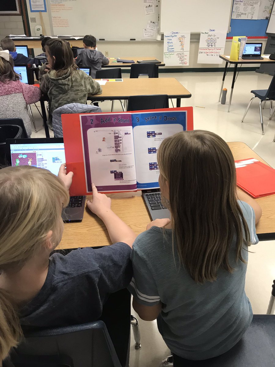 rjbarker1123's tweet image. Learning “SCRATCH” for Hour of Code.  #ProsperCodes #FierceFolsom