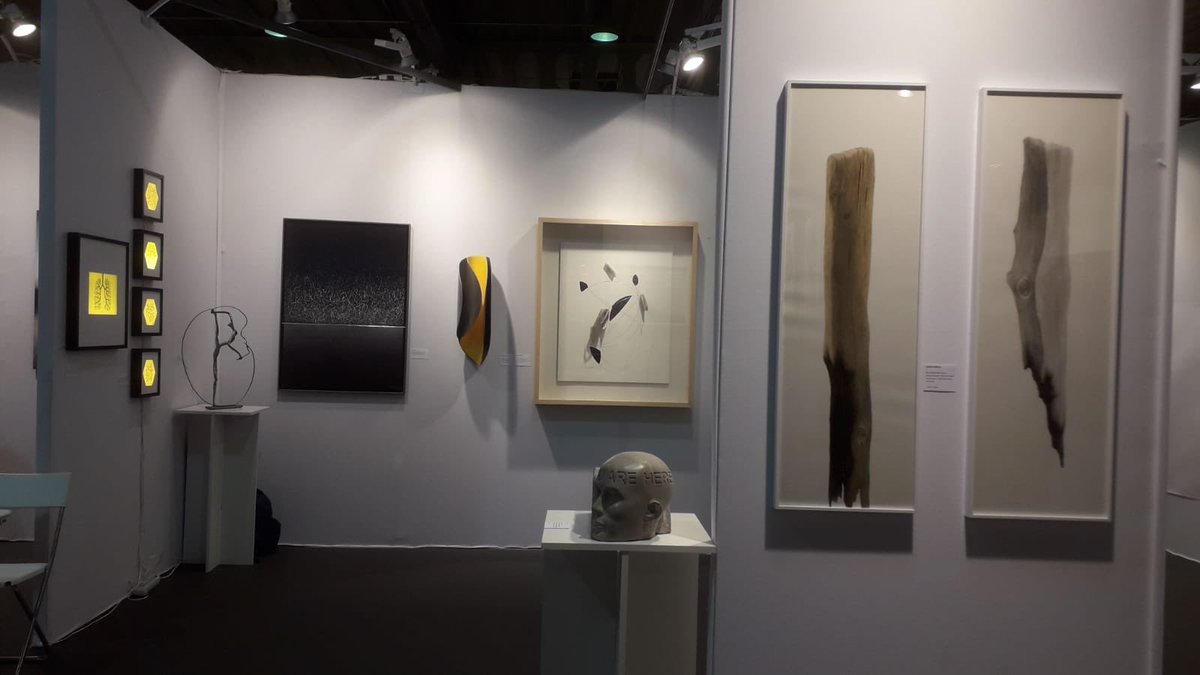 javier_frax's tweet photo. Comienza Luxembourg Art Fair 2018! Allí estarán algunas de mis obras en el stand de La Galería - Unique 😃 https://t.co/tBUOuMw1ty
