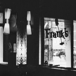 frankschicago's tweet photo. Original Since 1994!
♦️
Open 11am-4am, 5am On Saturdays. (365)
♦️
#thirstythursday #tbt #lincolnpark #chicago https://t.co/HJfkhbSTSo