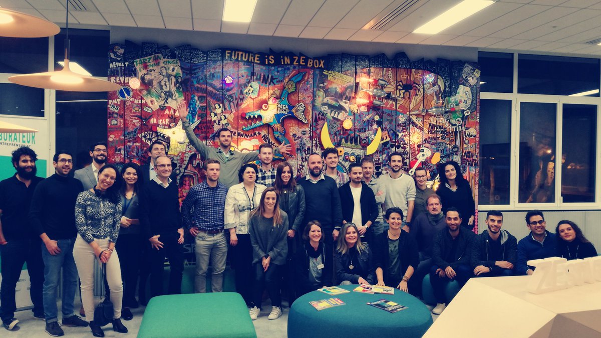 C'est parti pour le 1er afterwork #ZeBox #LeCarburateur #CMACGM #Marseille #entrepreneuriat #pitch