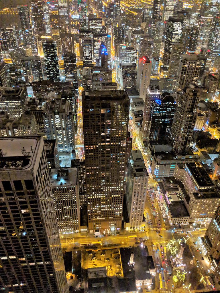 CambridgeHCR's tweet photo. BD meetings are not always in stuffy boardrooms...! #HancockTower #Chicago #ConsultingLife #96thfloor #MichiganAvenue https://t.co/eUhIbo9vWk