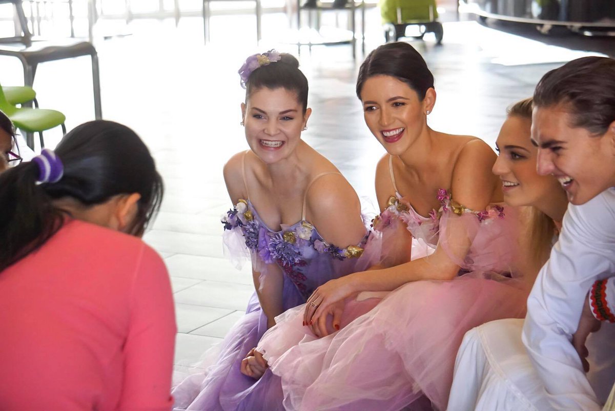 CalBallet's tweet image. This week we brought our Nutcracker to our favorite audience members @ENFHope! We are so honored and happy to make our art accessible to ALL in our beautiful city. #gratitud #navidad #emilionares #corazon #cascanueces #standuptocancer