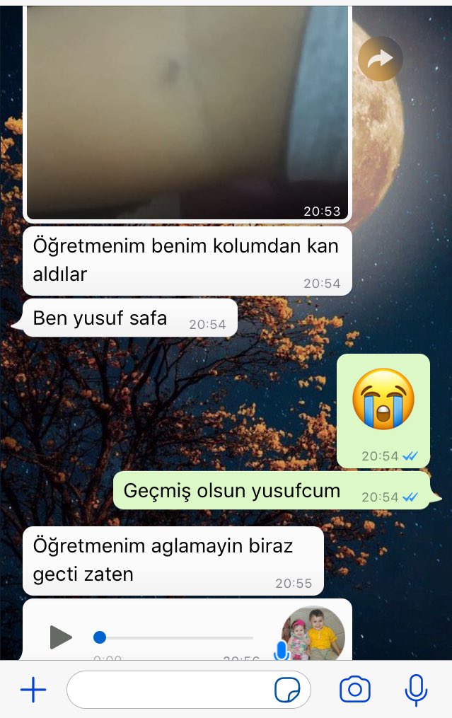 kcaksnr's tweet photo. 5 yaşındaki öğrencimle mesajlaştım biraz önce aşırı masum değil mi 😂😍 https://t.co/5SaxpoHrxr