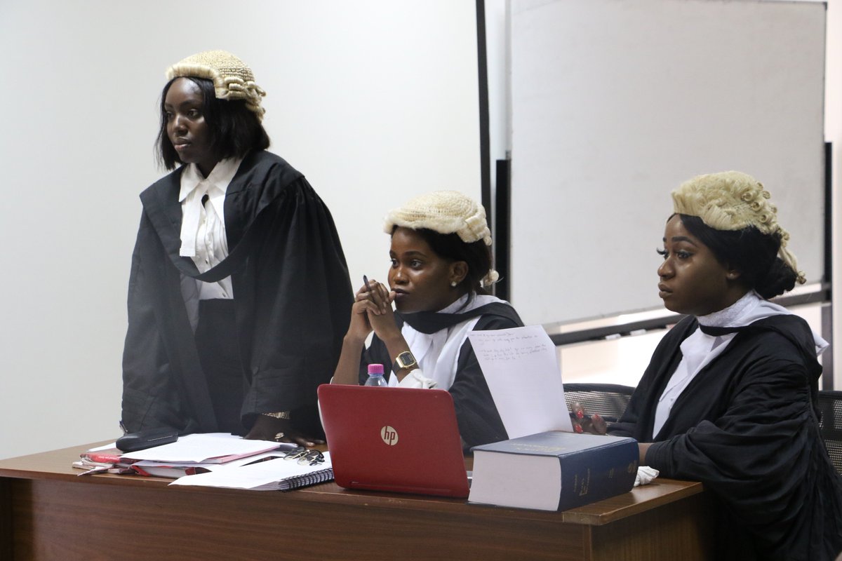 LancasterGhana's tweet photo. It was great to see our aspiring lawyers show such professionalism during the Moot Court Competition today. Special thanks to Courage Asabanga from LADA Group - Atugba & Associates for working with our students during their preparations and also acting as our Judge #lawweek2018 https://t.co/eQg6eABEO1