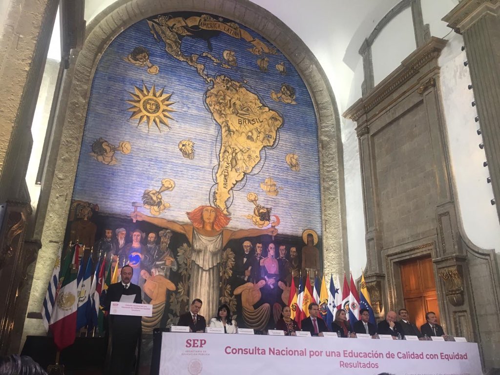 Las Universidades Públicas Estatales, asociadas a la <a href="/ANUIES/">ANUIES</a>, demostraron su enorme compromiso y responsabilidad social, al apoyar la realización de los Foros de Consulta Estatal Participativa y Diálogo Social.