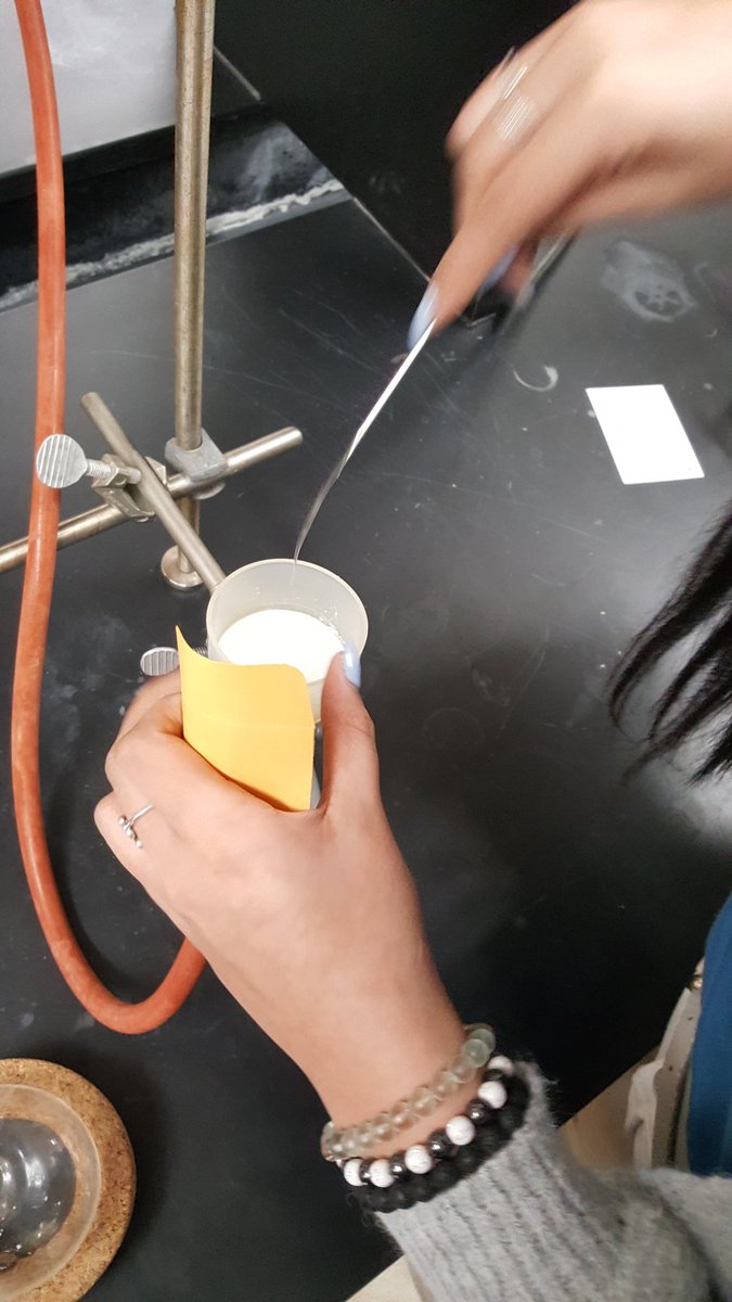 cepedachem's tweet photo. more chemistry fun!
#marcyscience
@StMarcellinusSS https://t.co/2P6nxf0WPI